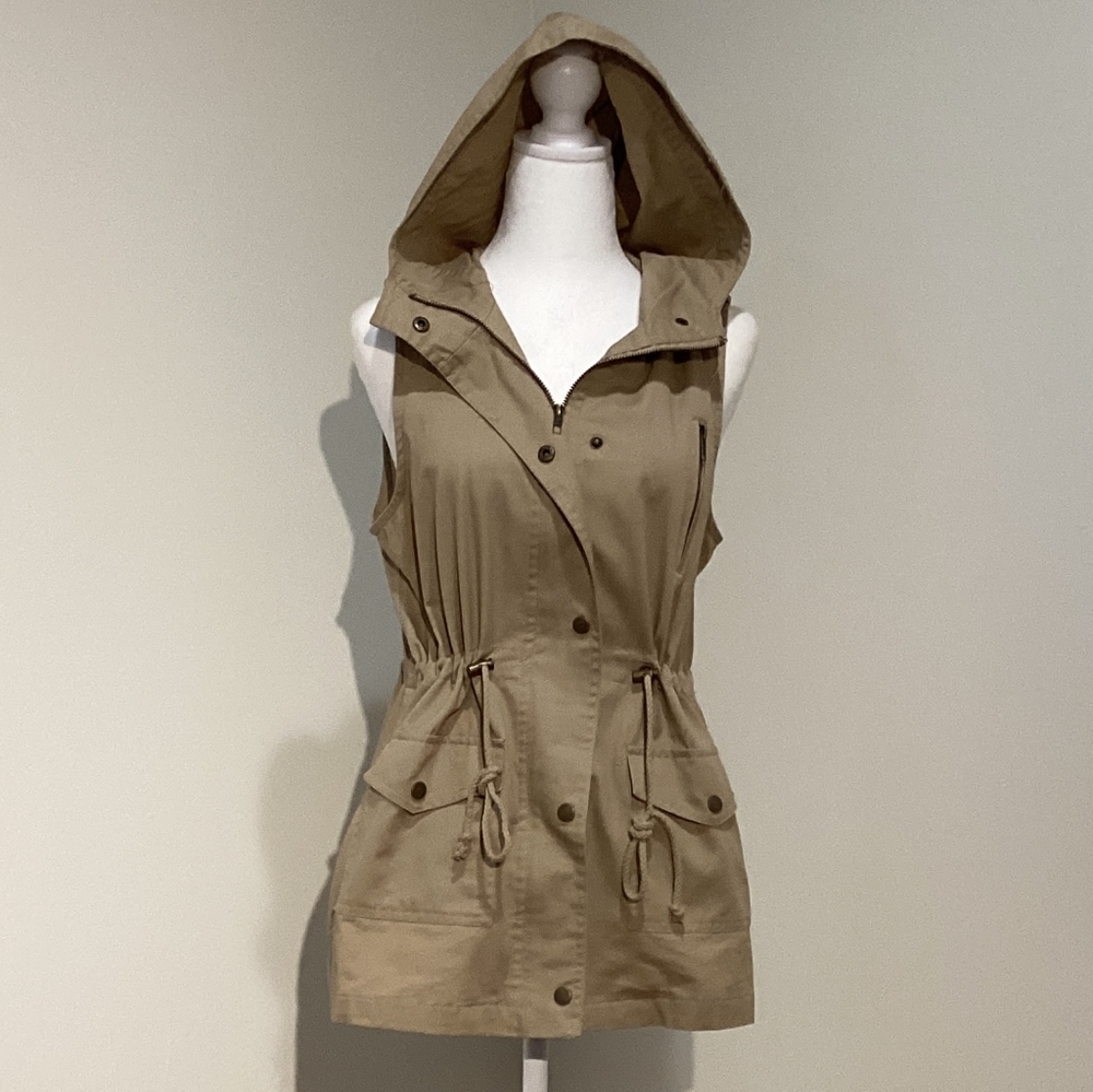 Zenana Outfitters Women's Khaki Vest Jacket with Hood